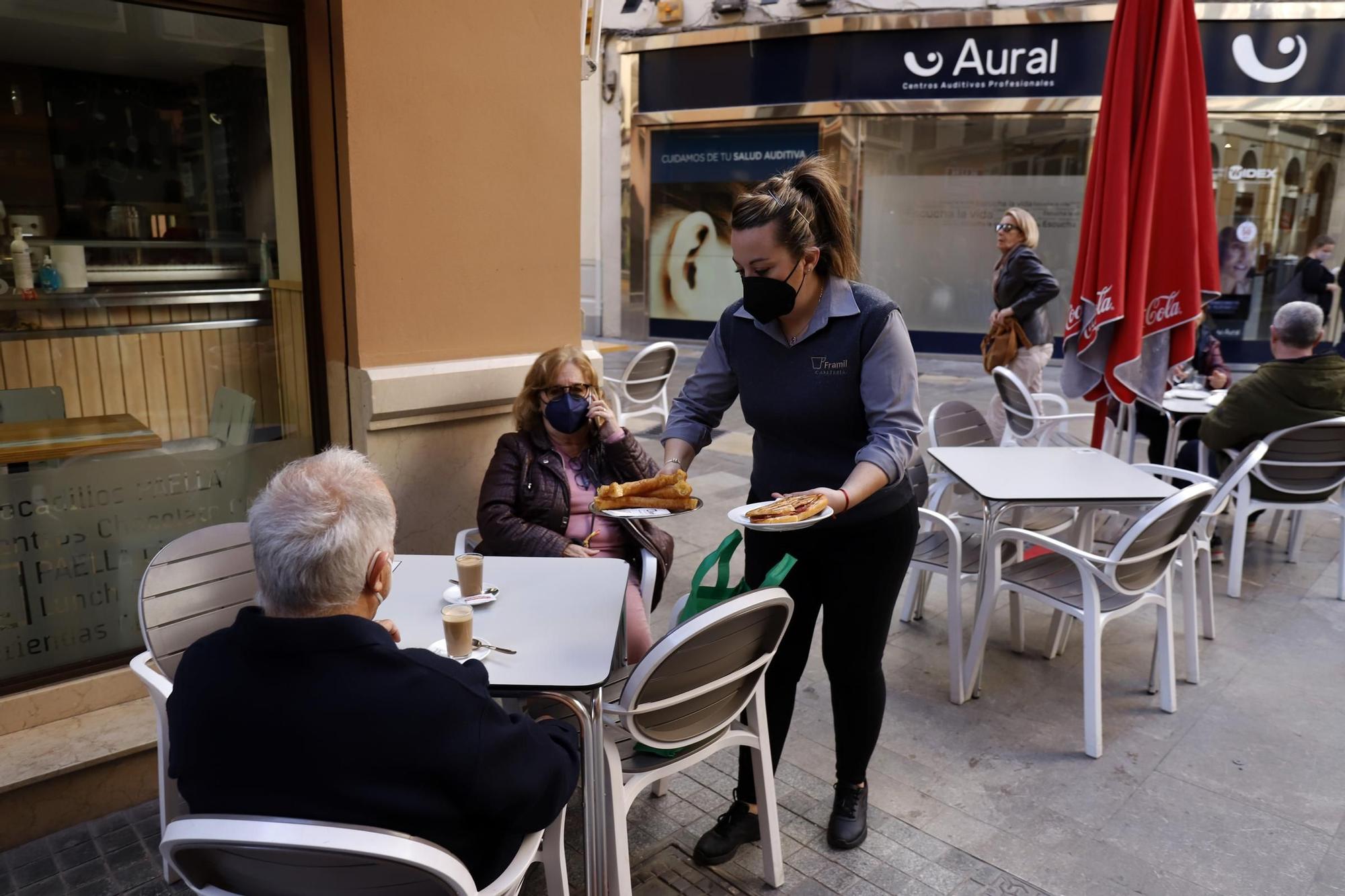 Vuelve la actividad comercial a Málaga capital