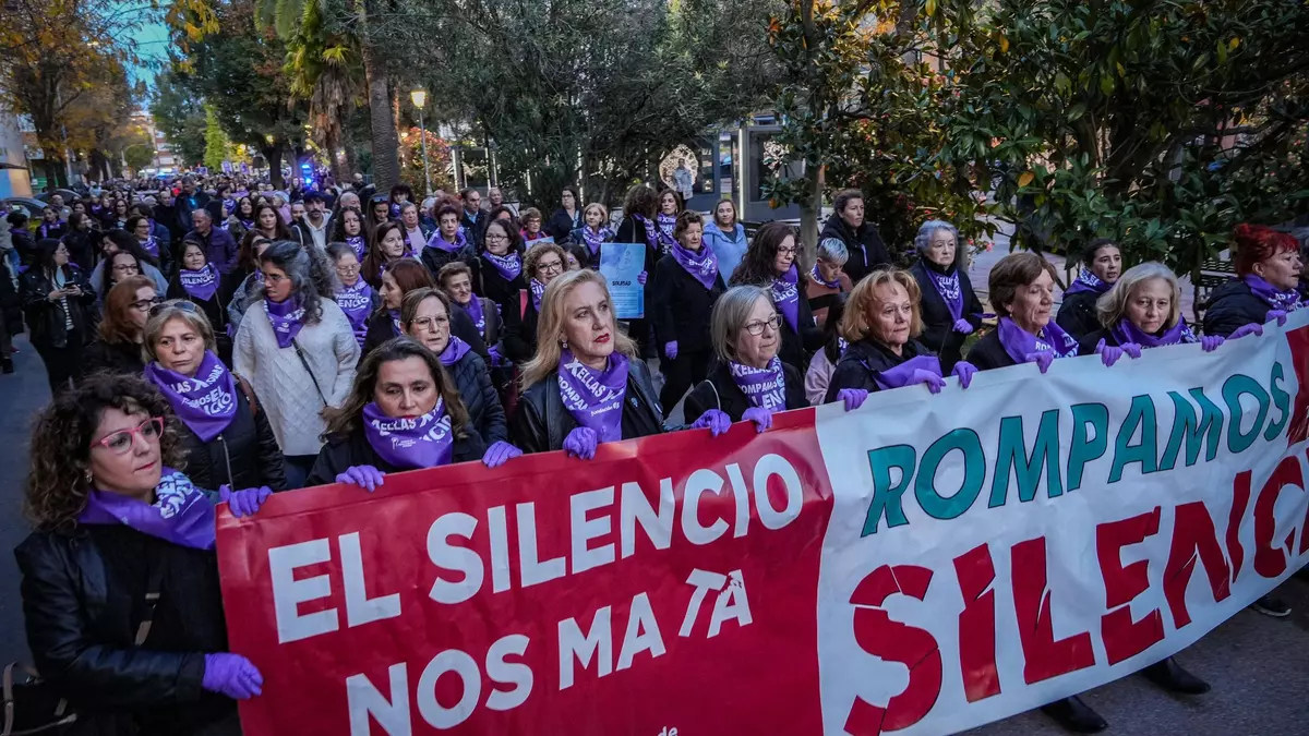 Noviembre: El mes que Mónica gritó contra la violencia de género