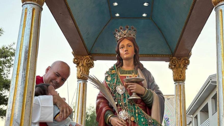 El hijo de panaderos de Silleda que alimenta la fe en Sicilia