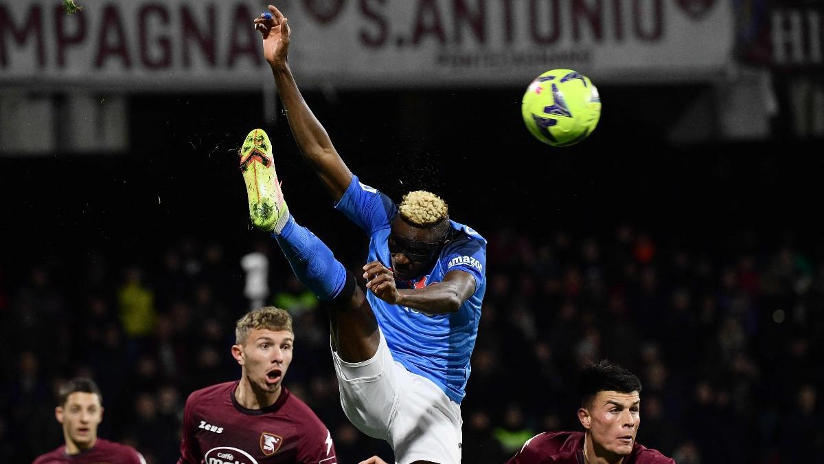 El delantero del Nápoles Victor Osimhen, durante el partido contra la Salernitana