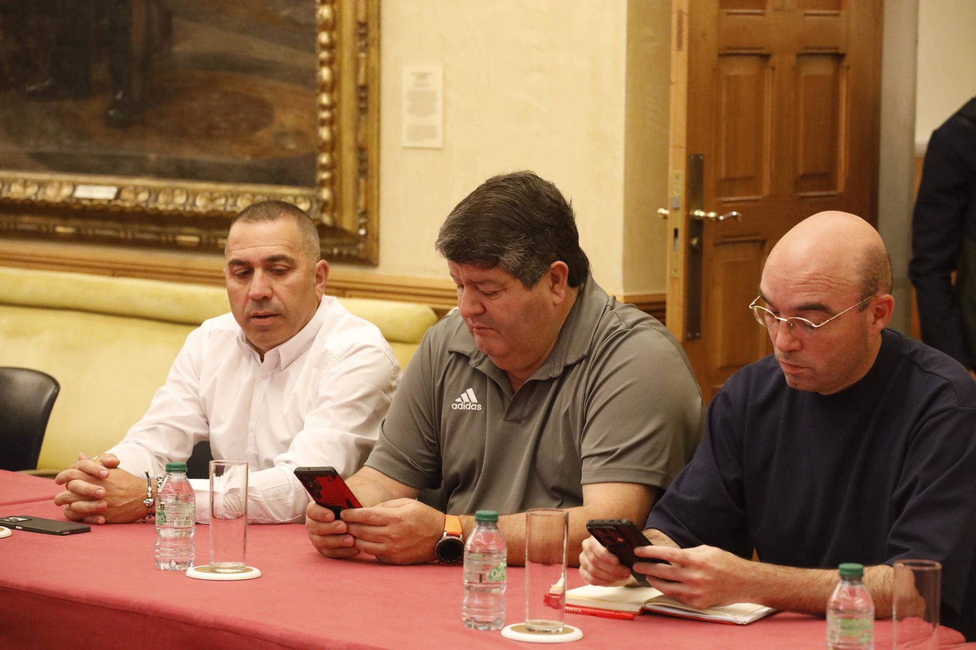 En imágenes: Así fue el consejo social tras el carpetazo al vial de Jove