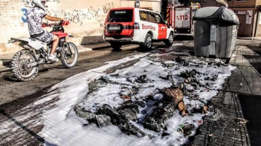 Incendios intencionados de contenedores en Alcoy