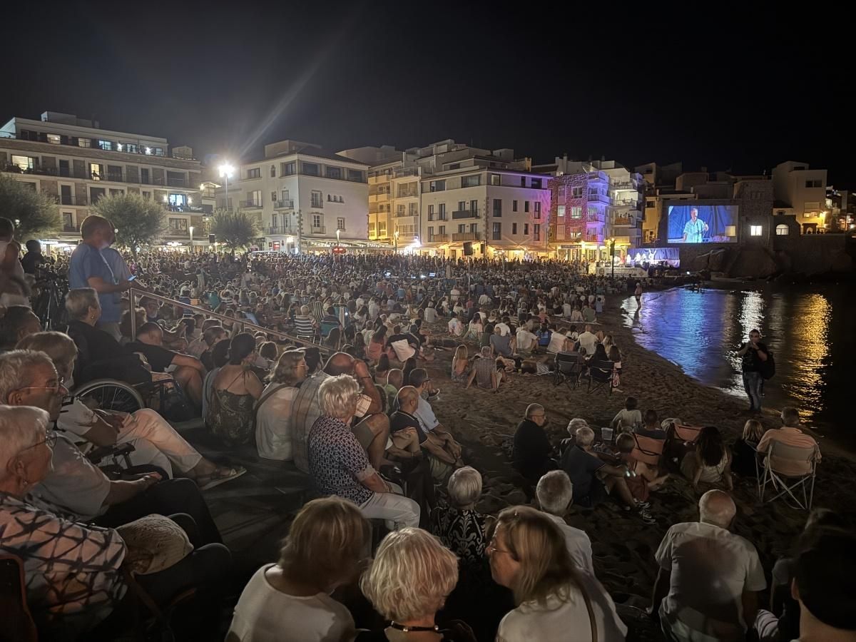 Les imatges de la Cantada d&#039;Havaneres de l&#039;Escala 2025