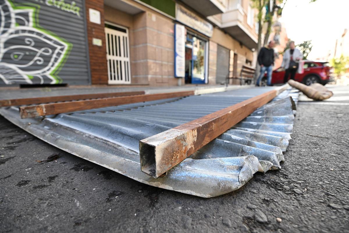 Decenas de incidencias en Elche por las fuertes rachas de viento