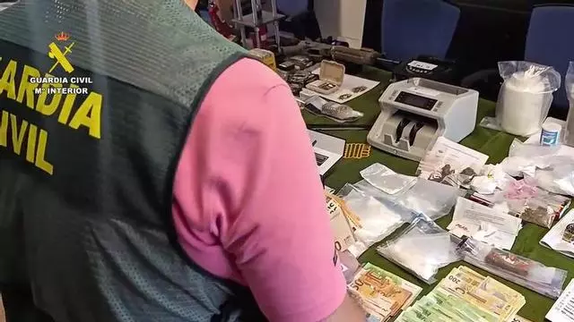 Desarticulada una organización criminal por tráfico de armas de fuego en Sevilla y Tenerife