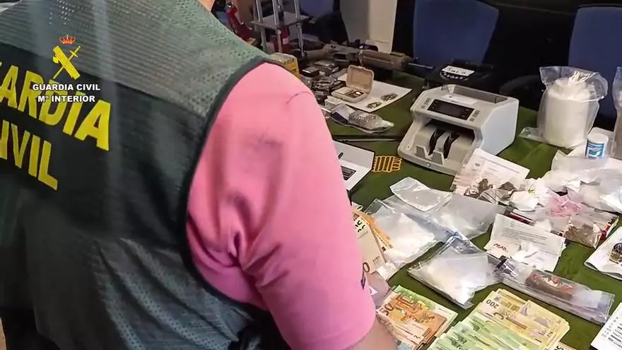 Desarticulada una organización criminal por tráfico de armas de fuego en Sevilla y Tenerife