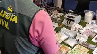 Cae una red criminal que modificaba armas y movía grandes cargamentos de cocaína entre Sevilla y Tenerife