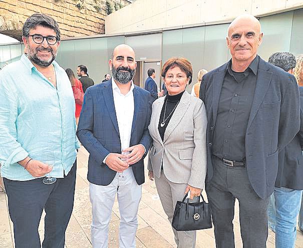 Pedro Ladaira, José Ma. Carretero, Ma. José Guerrero y Antonio Ortiz.