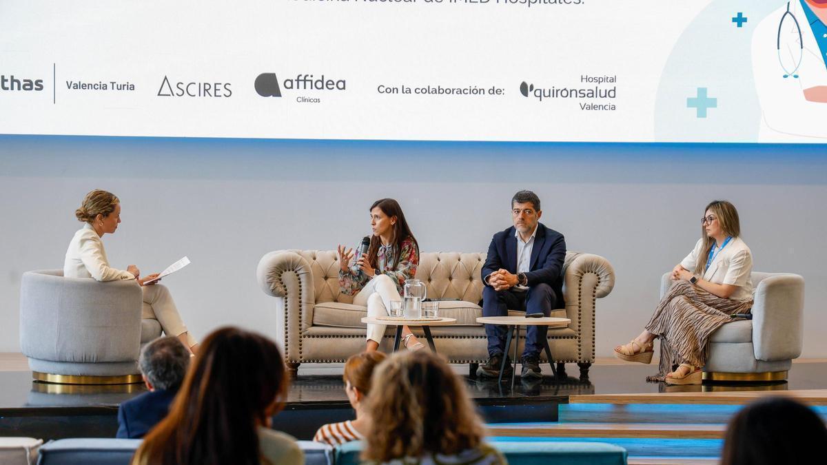 La doctora Laura Pérez-Romero Martínez, el doctor Fernando Aparici Robles y la doctora Carolina Castillo Arias.