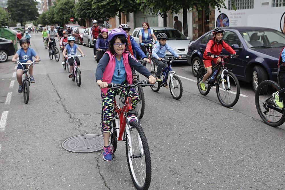 Deporte para despedir el deporte en los colegios gijoneses