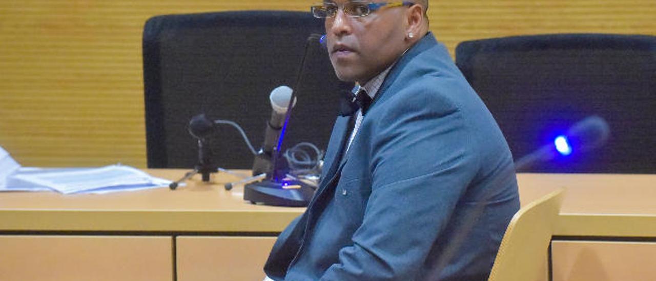 Yassin Othman durante una de las sesiones del juicio que se celebra contra él en la Audiencia de Las Palmas.