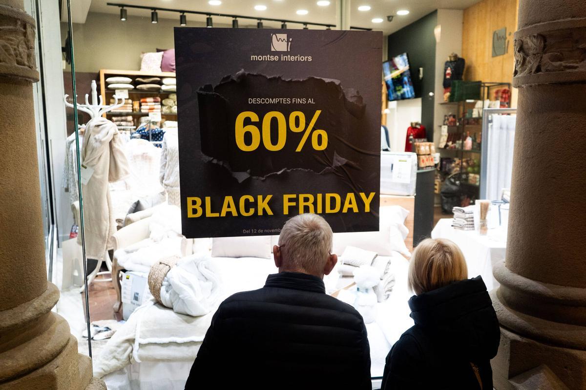 Tres consells per comprar segur i evitar les estafes durant el Black Friday i el Cyber Monday (i el Nadal)