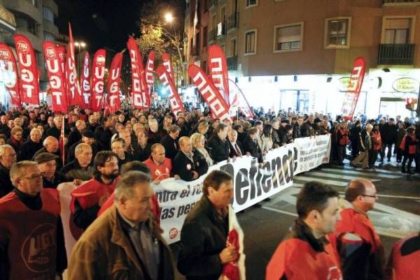 Fotogalería: Protesta en contra del recorte a las pensiones