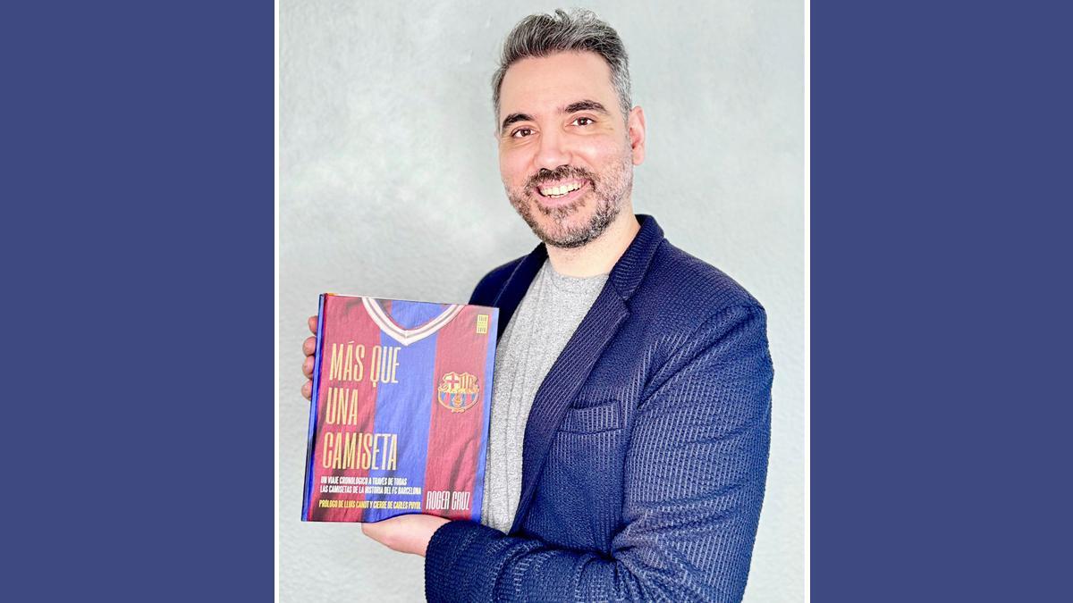 Roger Cruz, autor del libro &quot;Más que una camiseta&quot;