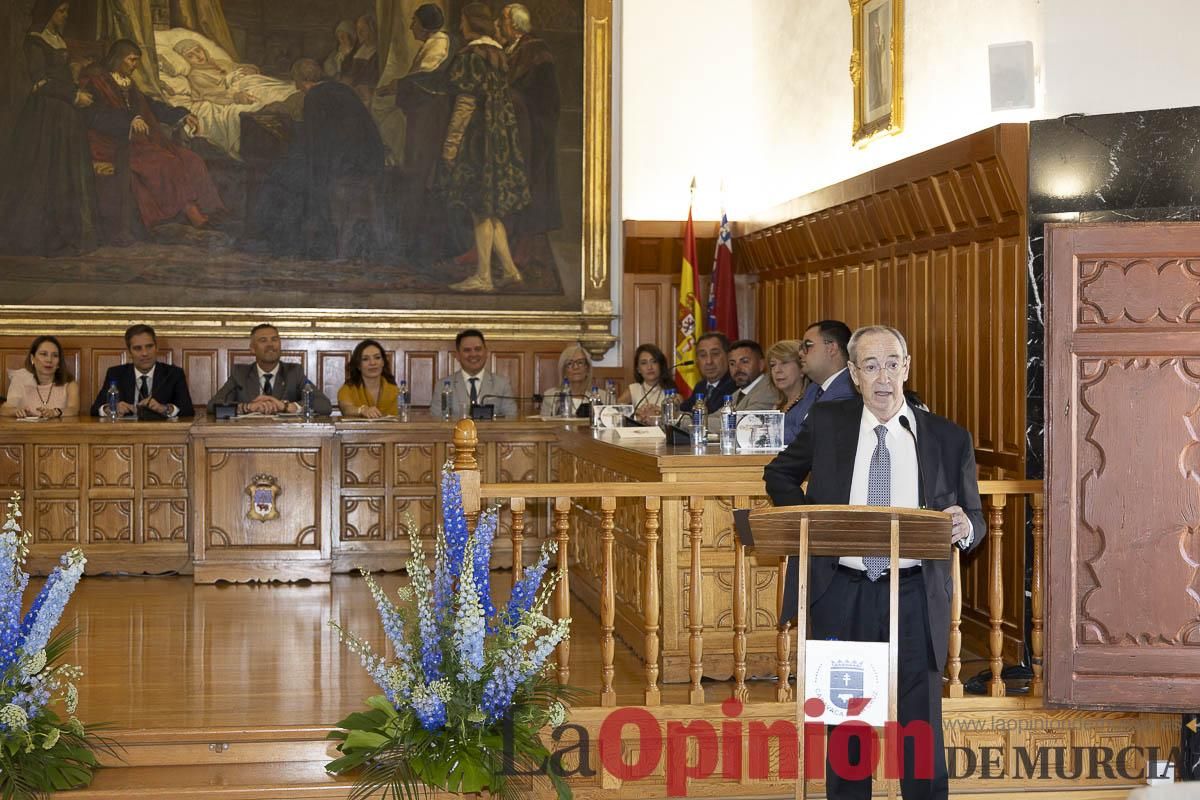 Así se ha vivido el emocionante acto del nombramiento de 'Hijo Predilecto' de Caravaca al doctor Juan Manuel Laborda