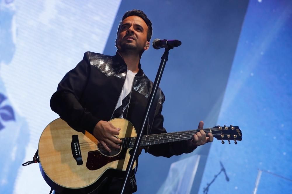 Luis Fonsi arrasa con su "Despacito" en Vigo