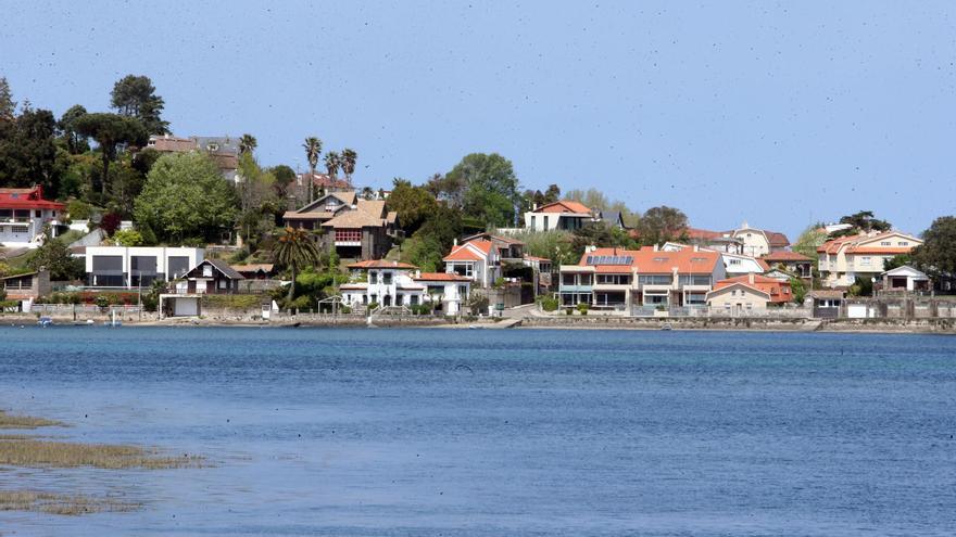 Denuncian el robo de varios cuadros en un chalé de Nigrán