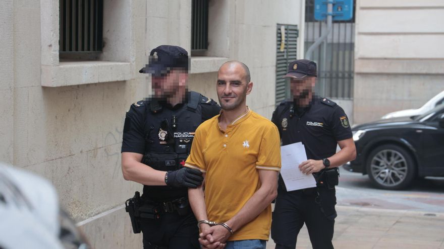 Otro patrón de patera acepta tres años de cárcel por transportar a 12 inmigrantes a Alicante