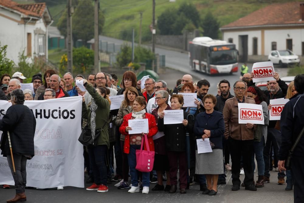 Protesta por los desahucios en La Camocha