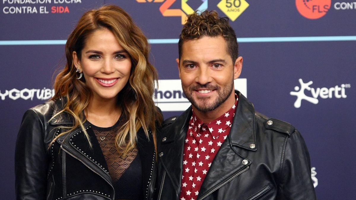 Rosanna Zanetti y David Bisbal en la entrega de los Premios 40 Principales