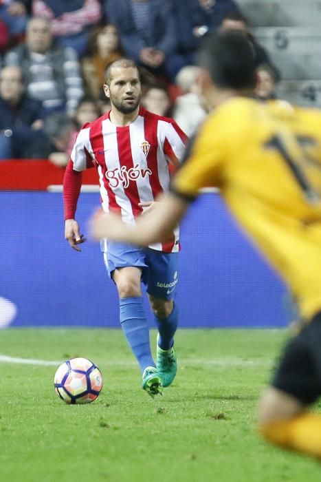 El partido entre el Sporting y el Málaga, en imágenes