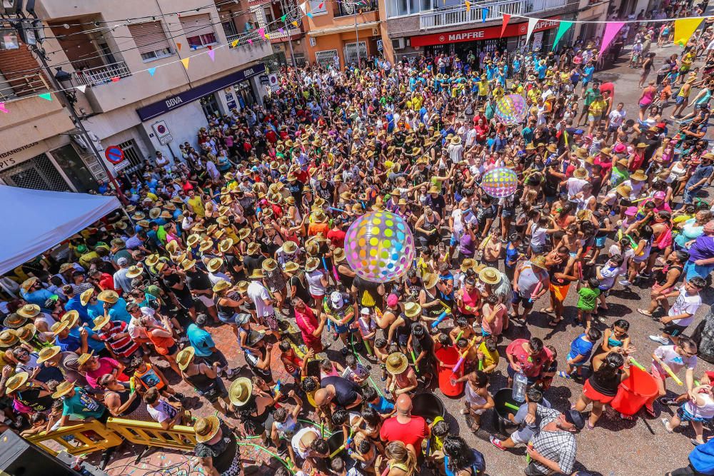 Chupinazo de las fiestas en Rojales