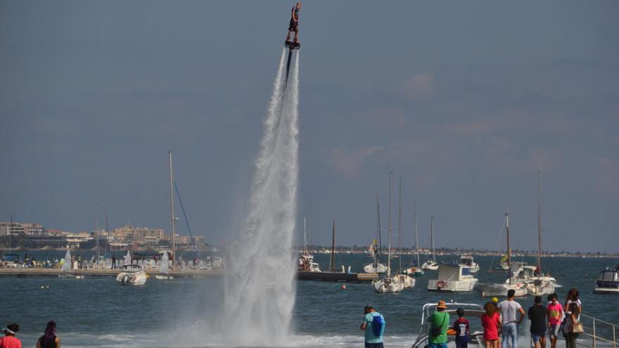 Exhibición de flyboard en Mar Menor Games 2017