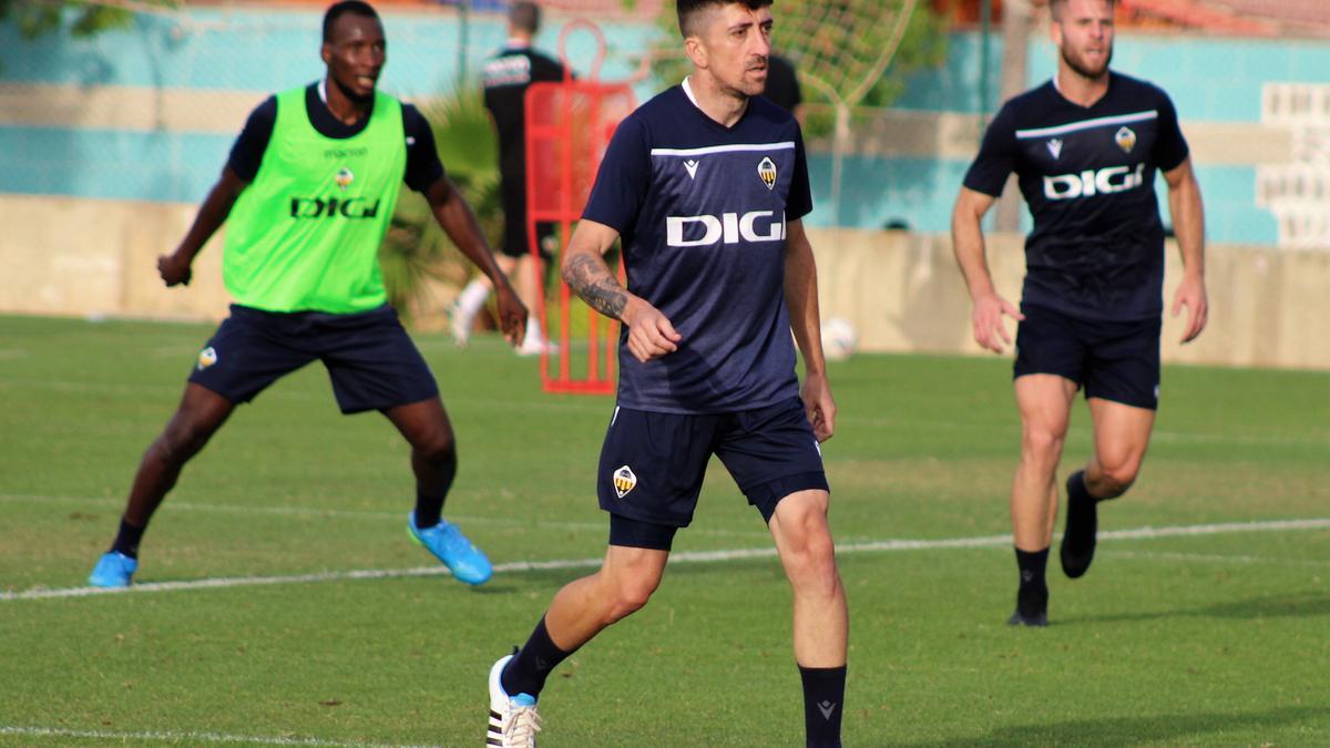 Pablo Hernández, durante un entrenamiento de pretemporada.