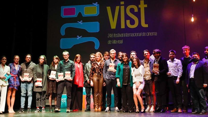El Auditori Municipal de Vila-real acogió anoche la gala de clausura de VIST, con el triplete de ‘La banyera’.
