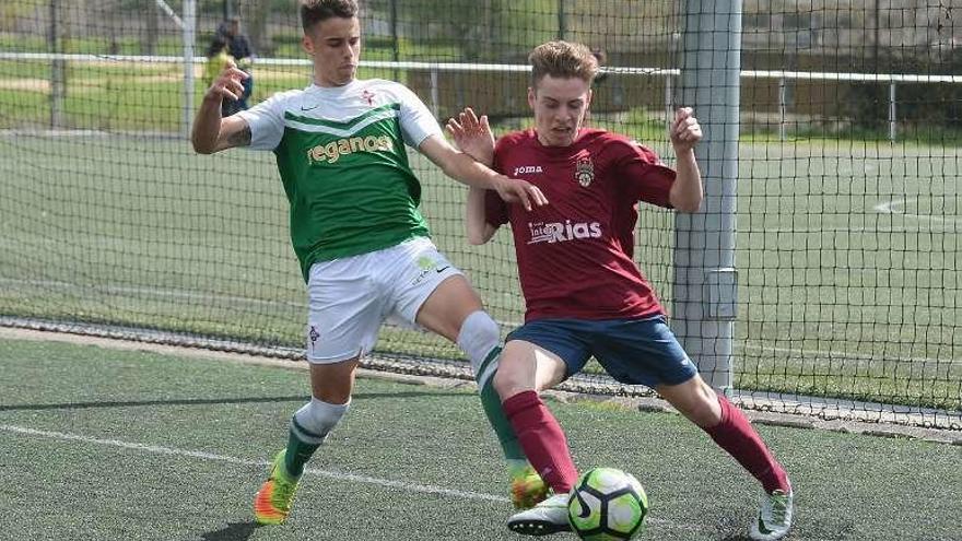 El Racing de Ferrol amenaza el ascenso del Pontevedra. // Rafa Vázquez