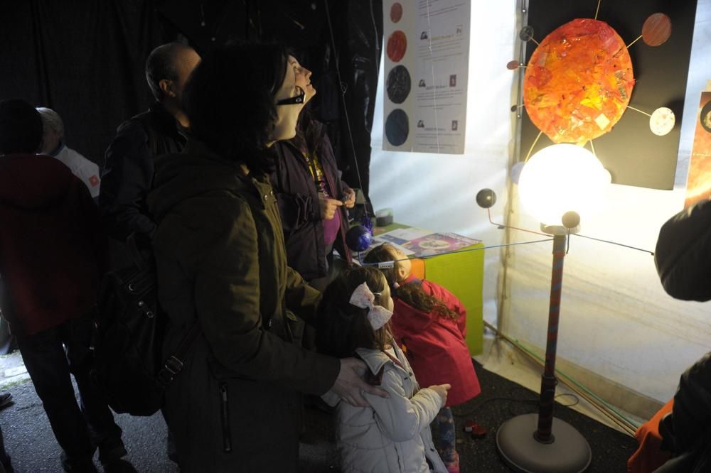 A Coruña celebra el día de la ciencia en la calle