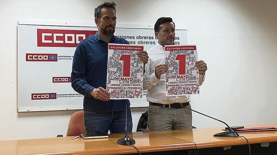 José Manuel Zapico (a la izquierda) y Javier Fernández Lanero, ayer, en la presentación de la manifestación del Primero de Mayo.