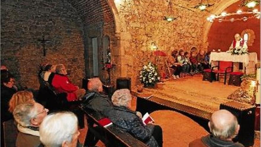 La primera missa sense mossèn Reixach a la parròquia de Riells del Montseny, el 15 de desembre passat.