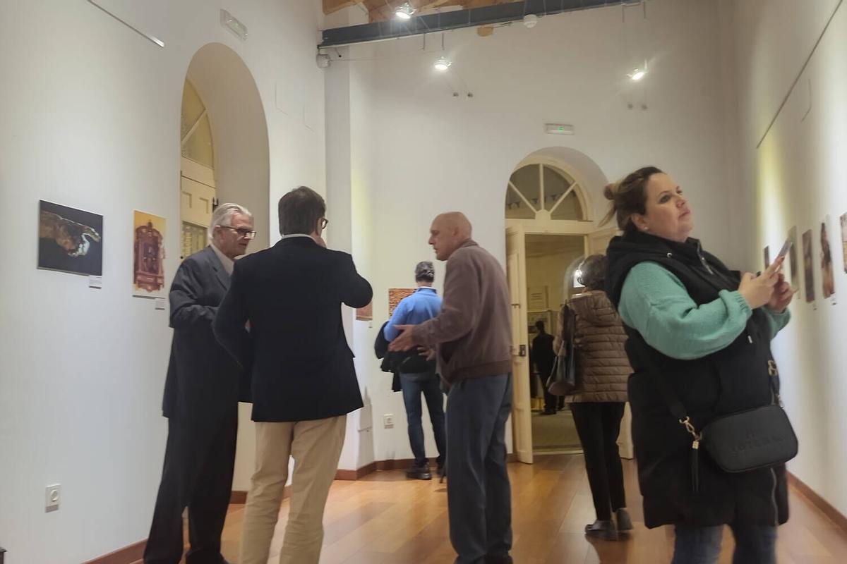 Exposición fotográfica 'Detalles de Pasión', en el Cementerio de San Miguel