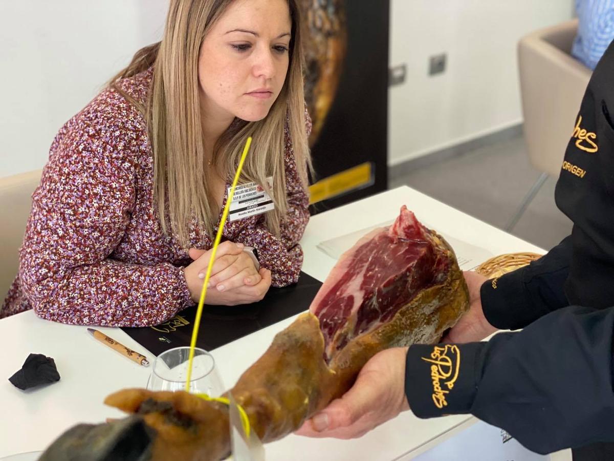 ¿Eres amante del jamón ibérico? Ven y disfruta de la Feria que organiza Villanueva de Córdoba