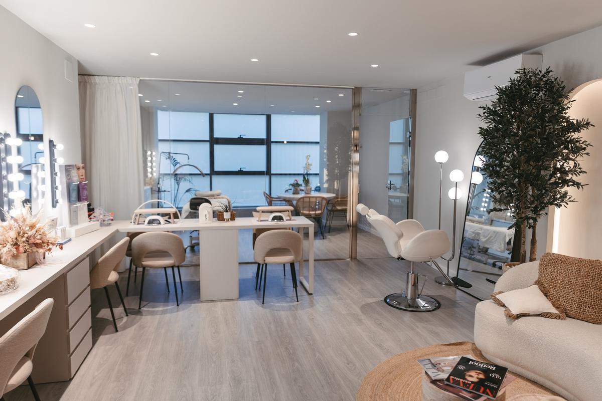 ArtzenMakeup Beauty Studio està especialitzat en micropigmentació i estètica avançada