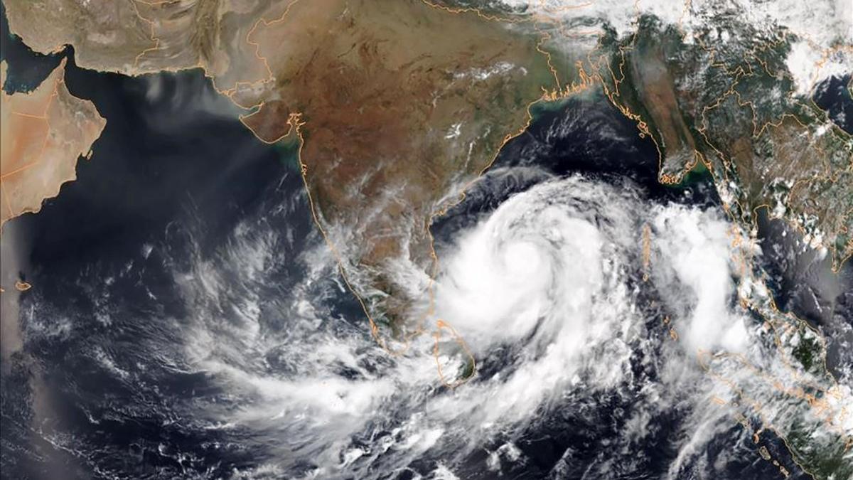 Imagen satélite del ciclón 'Fani' en la Bahía de Bengala.