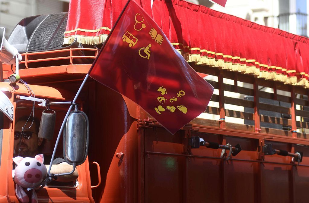 Las mareas se echan a la calle en el Día de la Región de Murcia