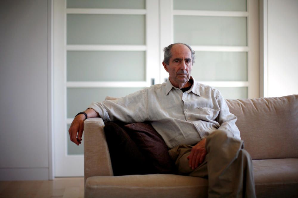 FILE PHOTO - Author Philip Roth poses in New York