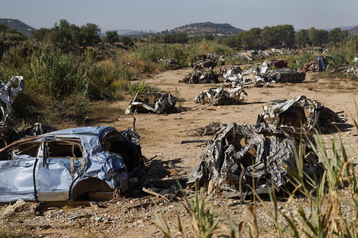 Una imagen del estado en que quedaron algunos vehículos afectado por la dana que azotó la provincia de Valencia en octubre de 2024.