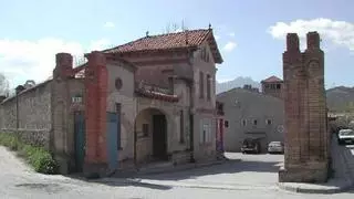 Provoca un incendi mentre feia foc per escalfar-se en una nau de la fàbrica Balet de Sant Vicenç