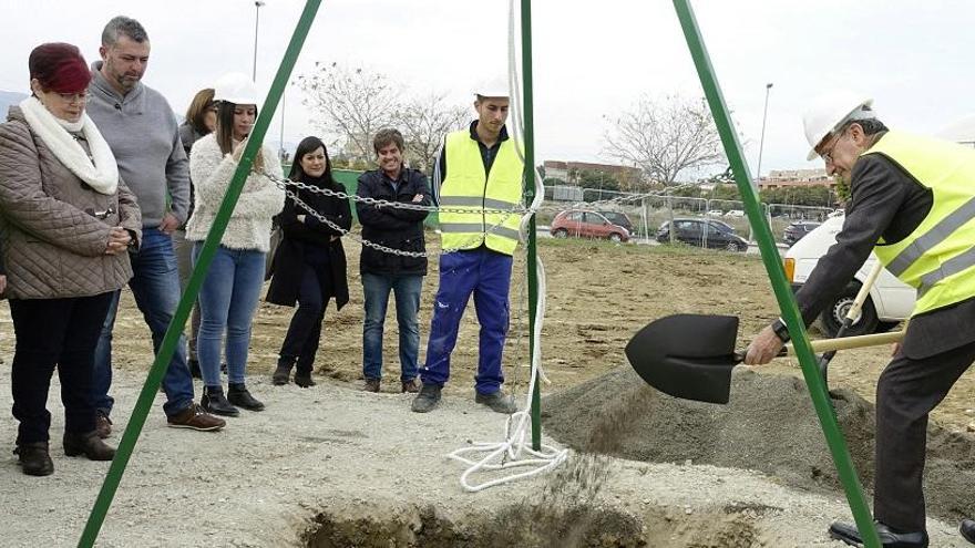 El 19 de enero de 2018 se puso la primera piedra del futuro instituto de Teatinos.