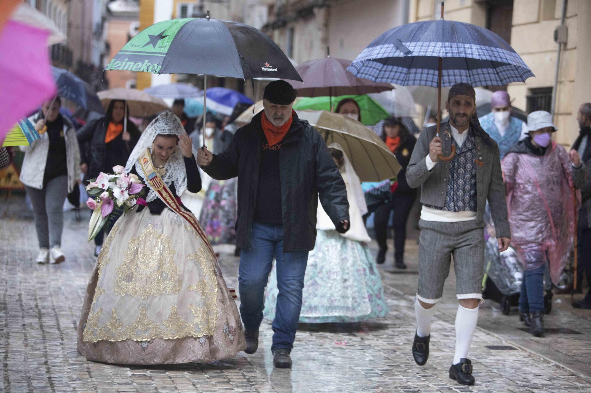 Una Ofrenda pasada por agua en Xàtiva