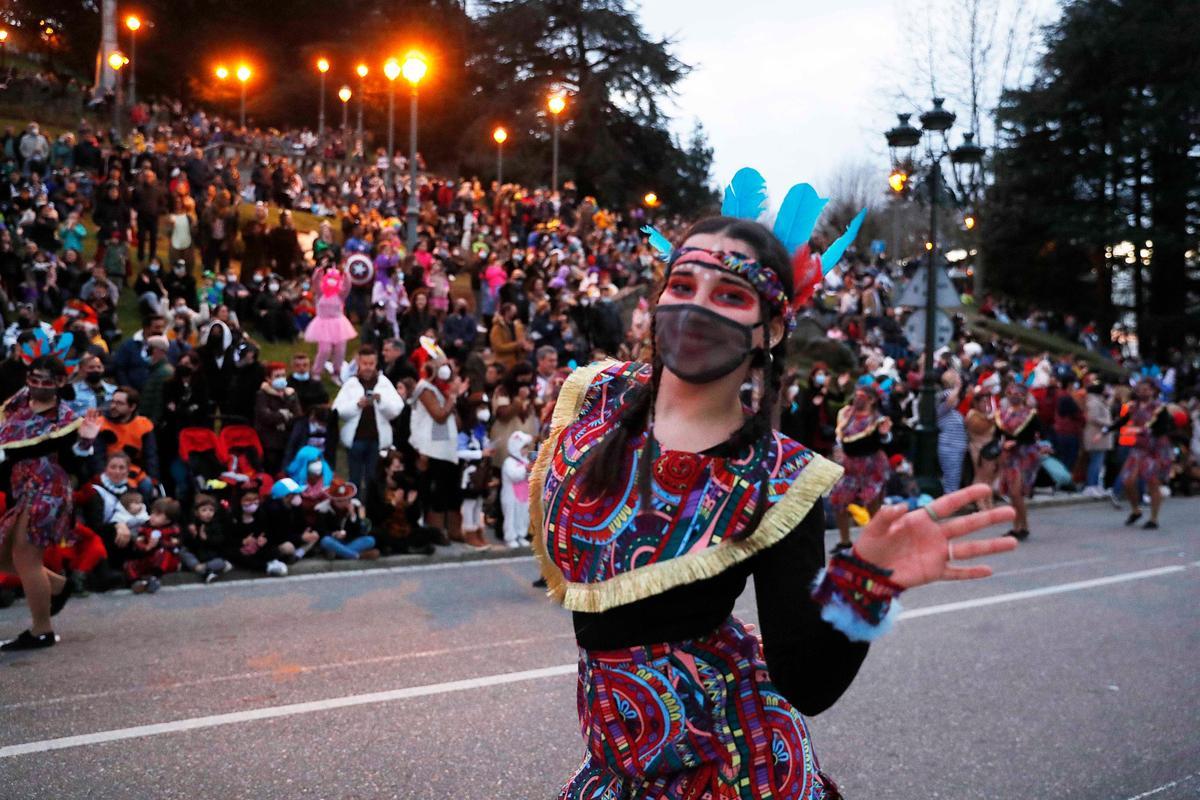 Entroido en Vigo: el desfile de la alegría tras dos años de COVID