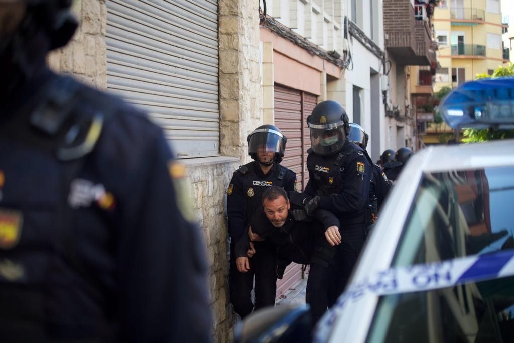 Desahucio en Alicante a una pensionista que vive en un piso propiedad de un fondo buitre