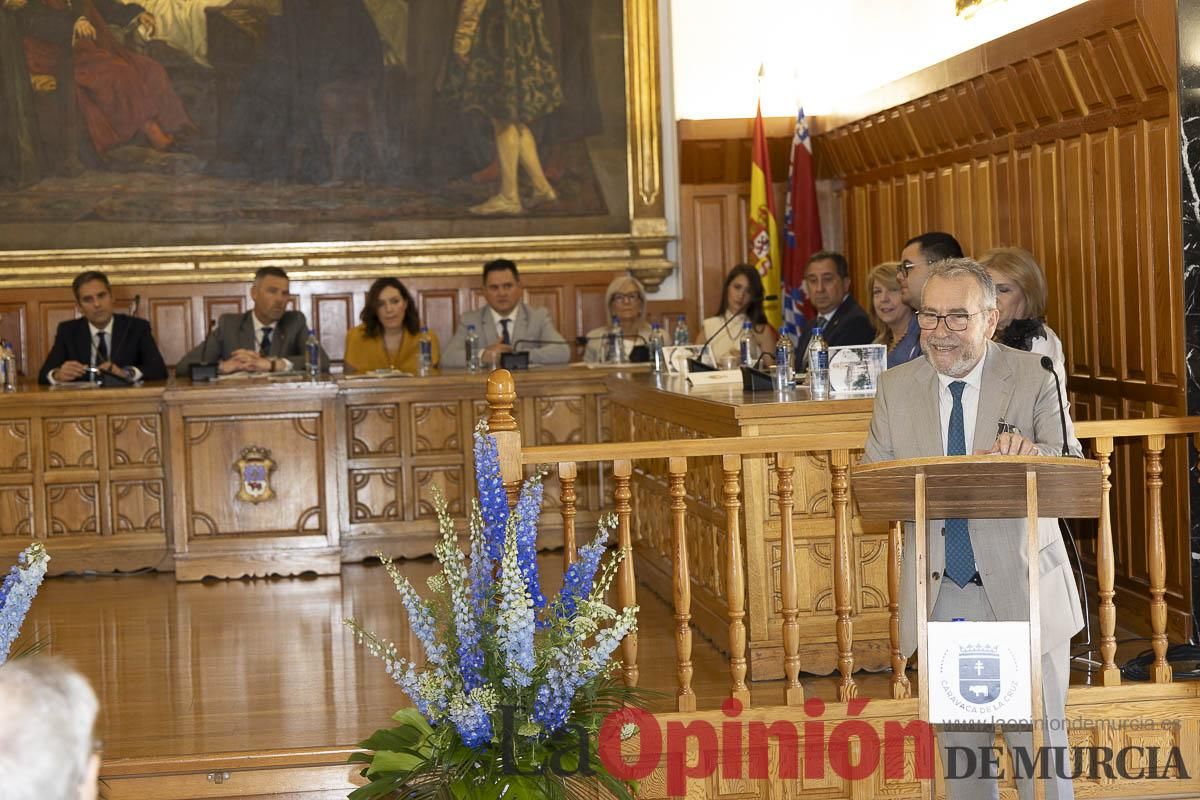 Así se ha vivido el emocionante acto del nombramiento de 'Hijo Predilecto' de Caravaca al doctor Juan Manuel Laborda