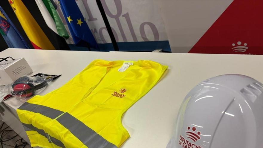 La Diputación de Badajoz reparte 315.000 euros en equipos de protección para los municipios más pequeños