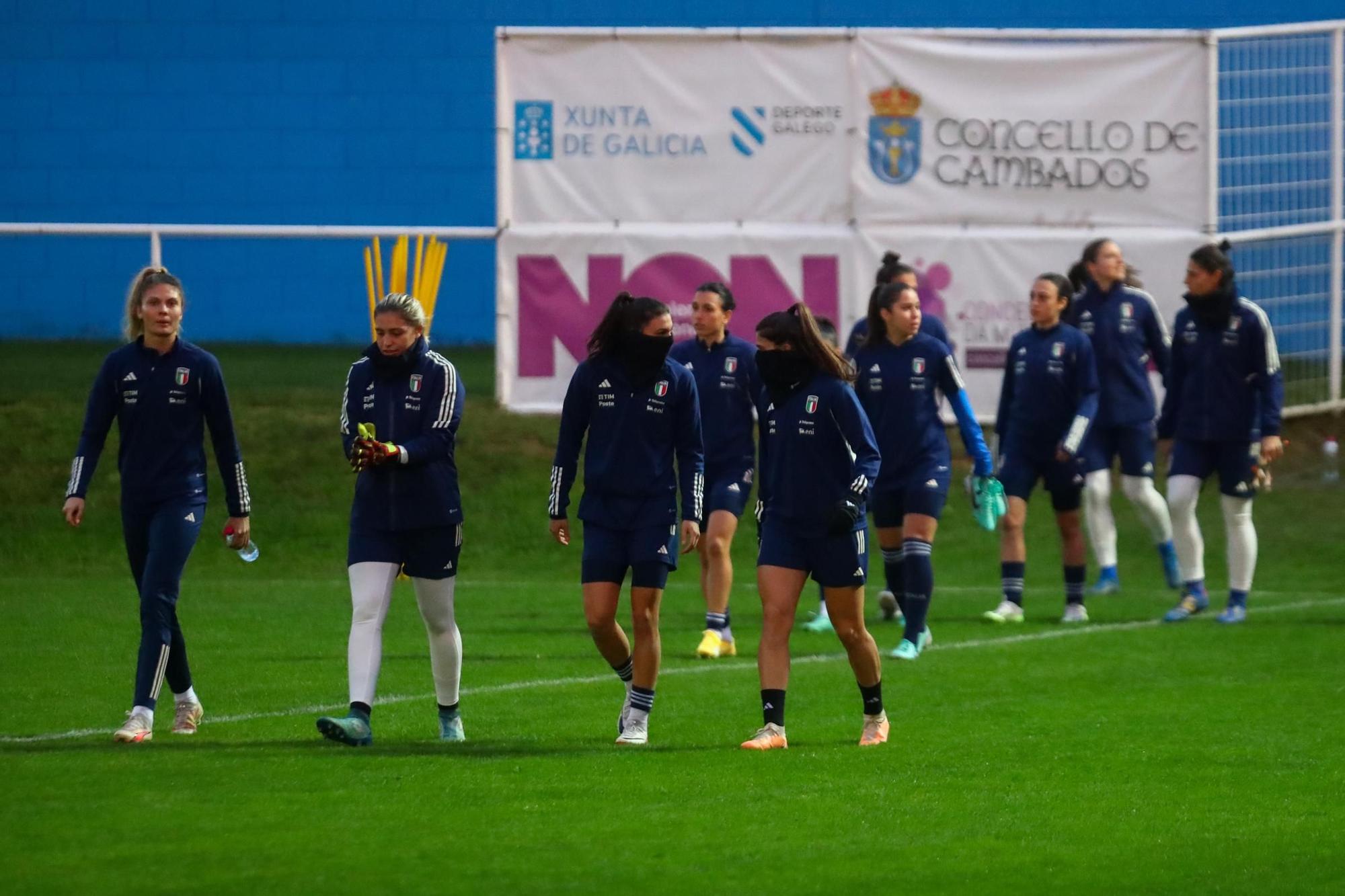 La selección de Italia, durante la sesión de entrenamiento en Cambados