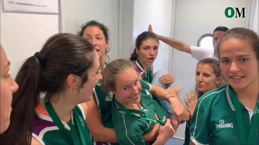El Unicaja celebra el ascenso a la Liga Femenina-2