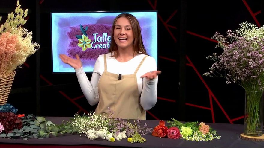 Aprende a hacer una diadema de flores en Taller Creativo